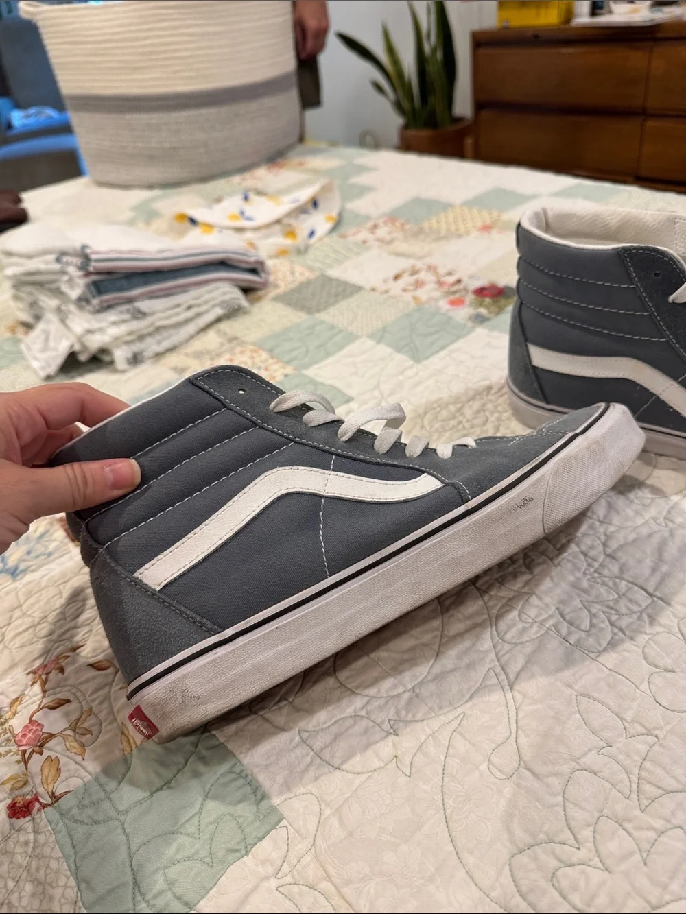 Vans Kids High-Top Sneakers in slate blue and White